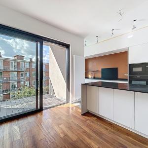Pl. Brugmann/Churchill : Superbe appartement neuf + terrasse