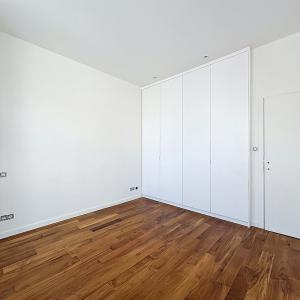 Pl. Brugmann/Churchill : Superbe appartement neuf + terrasse
