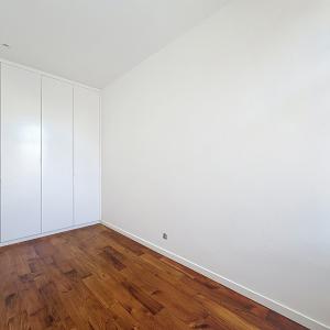 Pl. Brugmann/Churchill : Superbe appartement neuf + terrasse