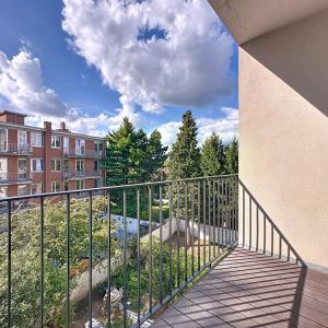Pl. Brugmann/Churchill : Superbe appartement neuf + terrasse