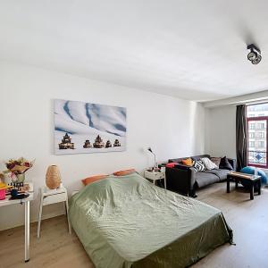 Quartier Européen : Duplex meublé 3 chambres avec terrasse