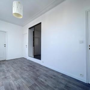 Général Jacques: Superbe penthouse 3ch + terrasses + parking