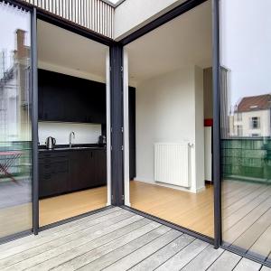 Général Jacques : Appartement 2 chambres meublé + terrasse 