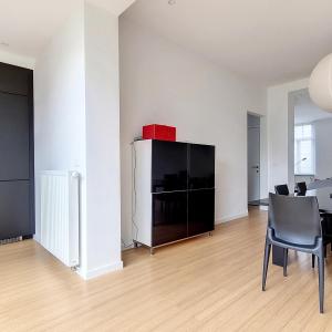 Général Jacques : Appartement 2 chambres meublé + terrasse 