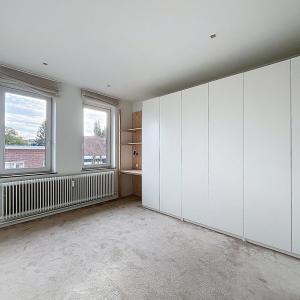 Cavell/Churchill : Bel appartement 2 chambres + balcon