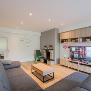 Val Fleuri, appartement rénové 2 chambres + terrasse