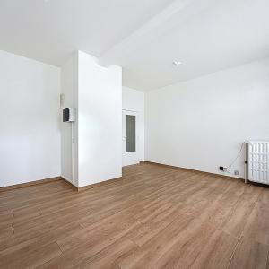 Chatelain/Defaqcz : Bel appartement 1 ch