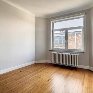 Ixelles : Lumineux appartement de 2 chambres + balcon