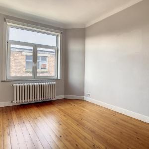 Ixelles : Lumineux appartement de 2 chambres + balcon