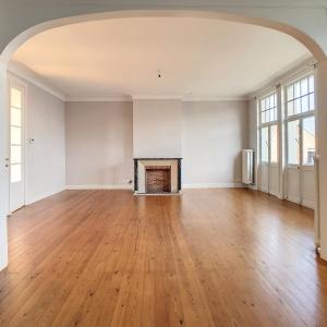 Ixelles : Lumineux appartement de 2 chambres + balcon