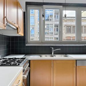 Pl. Brugmann : Magnifique appartement de 2 chambres rénové 