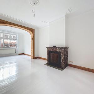 Pl. Brugmann : Magnifique appartement de 2 chambres rénové 