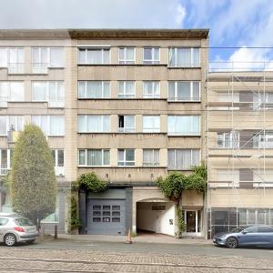 Flagey/Jourdan : Superbe appartement 2 chambres + balcon