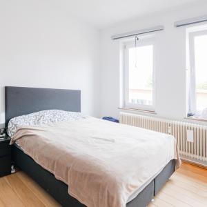 Cavell/Churchill : Bel appartement 3 chambres + balcon