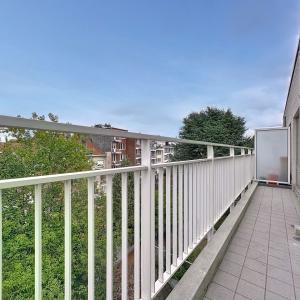 Haut de Forest : Bel appartement rénové + terrasses