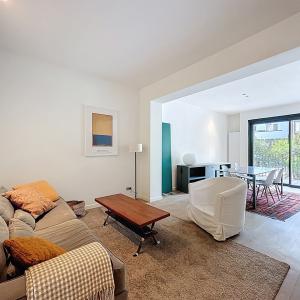 Pl. Brugmann/Churchill : Superbe appartement neuf et meublé