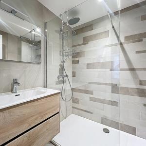 Quartier européen : Bel appartement neuf 1 ch. + terrasse
