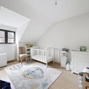 Saint-Job : Magnifique maison 5 chambres + jardin