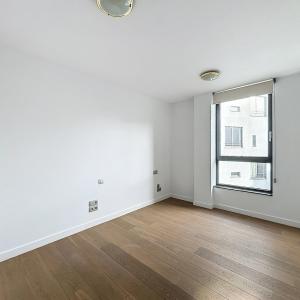 Quartier Schuman: Bel appartement 2 ch. + terrasse + parking