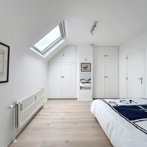 Roosevelt/ULB : Bel appartement duplex dernier étage