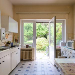 Altitude Cent : Maison 5ch + jardin+ garage à rénover