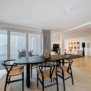Mérode: penthouse de standing: 2 terrasses, vues, 2 parkings
