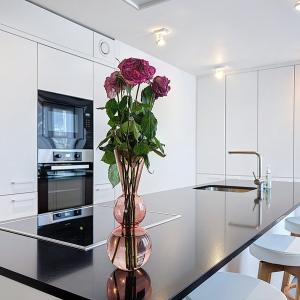 Mérode: penthouse de standing: 2 terrasses, vues, 2 parkings
