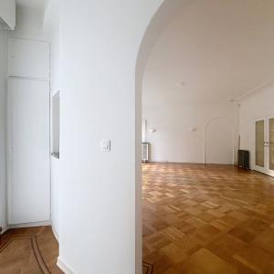 Bois de la Cambre : Appartement 3 chambres avec parking 