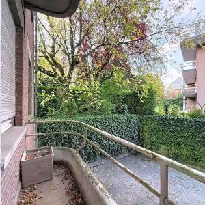Bois de la Cambre : Appartement 3 chambres avec parking 