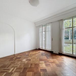 Bois de la Cambre : Appartement 3 chambres avec parking 