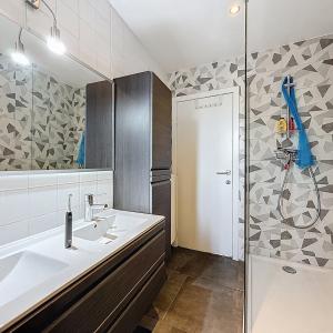 Vanderkindere / Albert : Bel appartement 1ch meublé