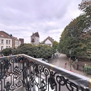 St-Gilles : Bel appartement 2 CH. en cours de rénovation