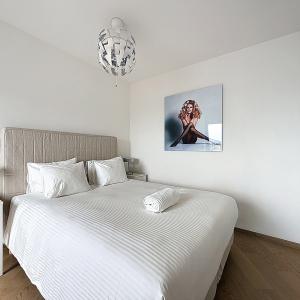 Louise/Quadrian : Superbe appartement meublé + terrasse