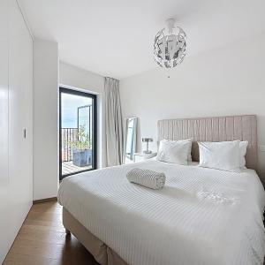 Louise/Quadrian : Superbe appartement meublé + terrasse