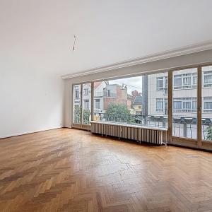Churchill/Cavell : Superbe appartement 3 chambres + terrasse