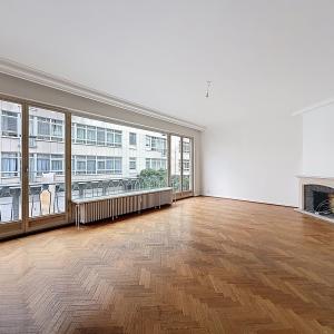 Churchill/Cavell : Superbe appartement 3 chambres + terrasse