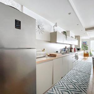 Châtelain : Magnifique loft 2 chambres 