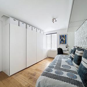 Châtelain : Magnifique loft 2 chambres 