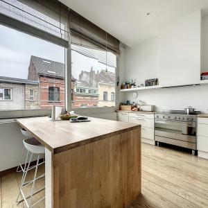 Haut de Saint-Gilles : Superbe duplex penthouse + terrasse