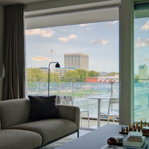 Centre/canal: appartement récent: terrasse 15 m², 2 parkings