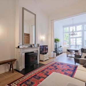 Abbaye : rdc duplex 3 chambres + cour et terrasse