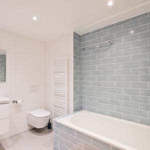 Abbaye : rdc duplex 3 chambres + cour et terrasse