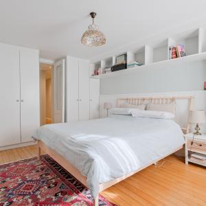 Abbaye : rdc duplex 3 chambres + cour et terrasse