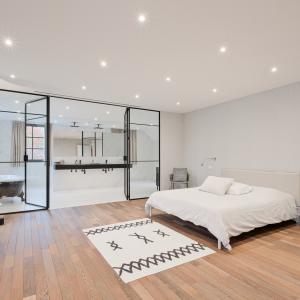 Sept Fontaines, superbe propriété contemporaine avec piscine