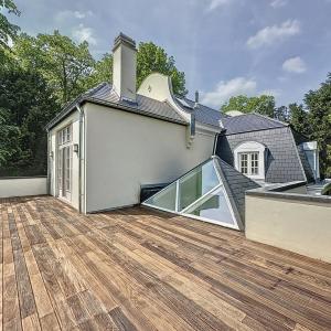 Saturne : Sublime villa avec vaste jardin + garage