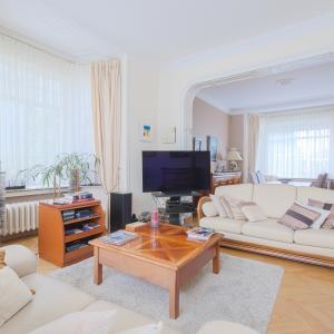 Parc de Forest, villa avec jardin + extension