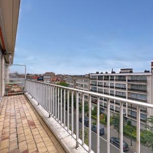 Haut de Forest : Bel appartement rénové + terrasses
