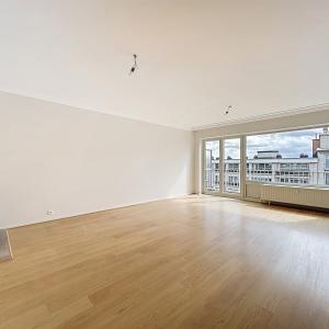 Haut de Forest : Bel appartement rénové + terrasses