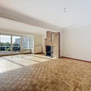 Forest Domaine : Bel appartement rénové de 3 chambres