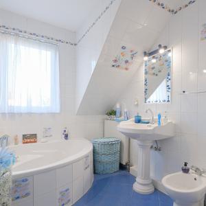 Splendide maison: jardin sud, double garage, prof. libérale